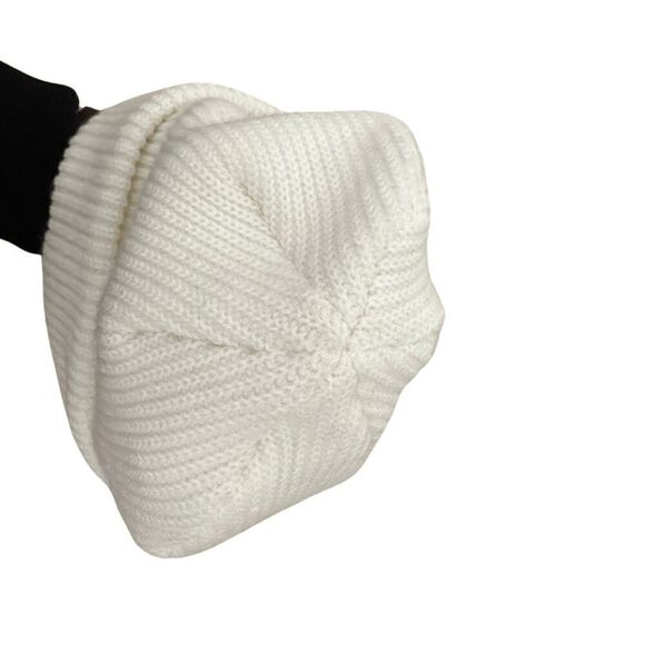 Connectyle Unisex White Winter Skater Fashionable Knitted Beanie - Picture 4 of 4